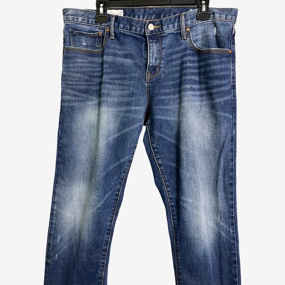 GAP 1969 Sexy Boyfriend Jeans Size 31 Medium Wash Relaxed Straight Leg - Picture 6 of 7